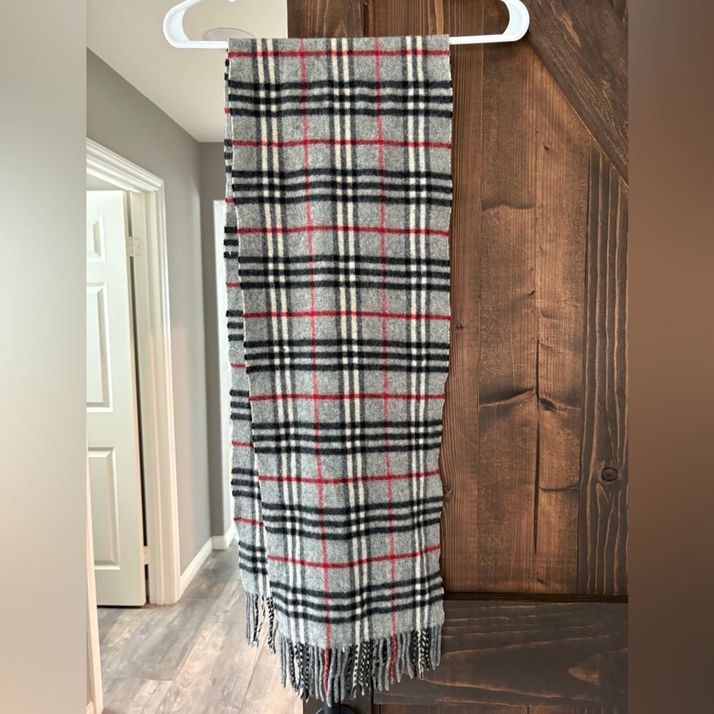 Authentic Burberry Scarf.  Good condition.  In Pet-free, smoke-free home.